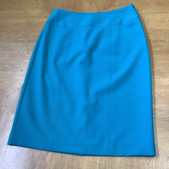 Worthington Pencil Skirts Size 4 set of 3 - Picture 15 of 15